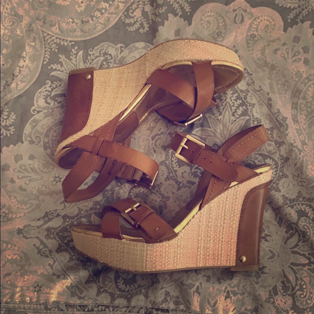 Audrey Brooke Wedges